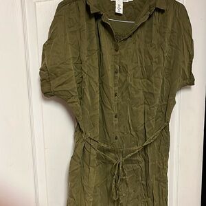 Cute Arm Green Comfy Work Dress!